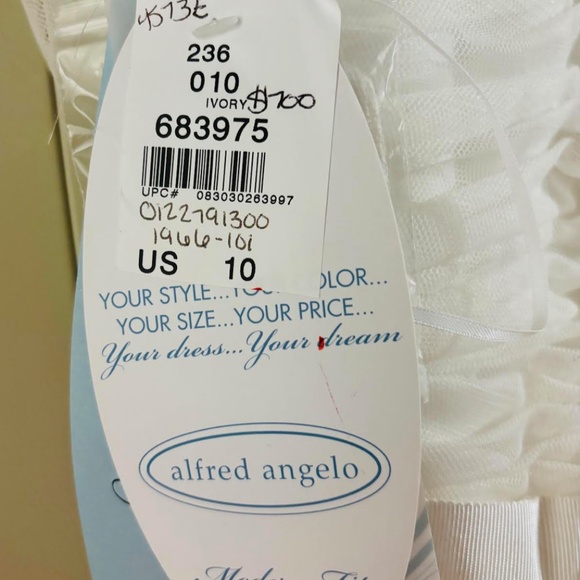 Alfred Angelo Disney Fairytale Tiana 236 Ivory Sash Wedding Dress Size 10 NWT - Picture 6 of 9